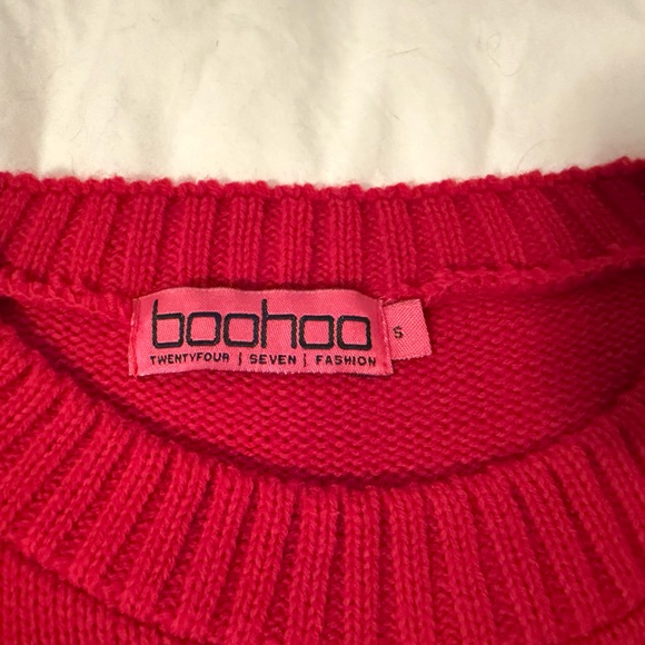 Just in time for the holidays! Boohoo ‘Let Me Take An Elfie’ sweater. - Picture 2 of 2